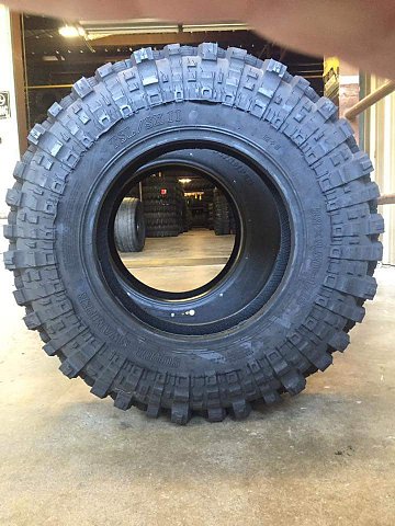 Super Swamper SX2 TSL 33 9.5 R16.jpg