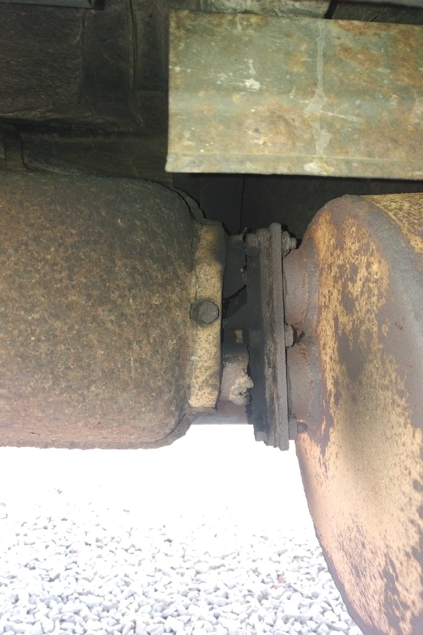 exchanger flange break.jpg