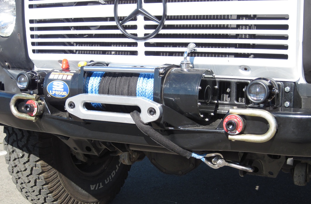 300GD Gwagen winch bumper LP8500 Superwinch.JPG