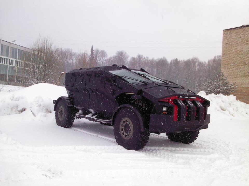 russian armored car.jpg
